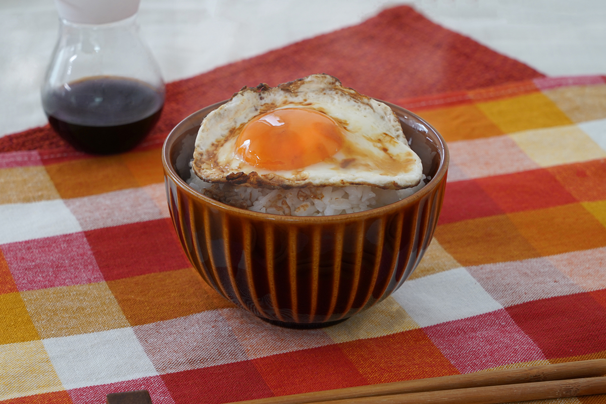 目玉焼きのっけごはん